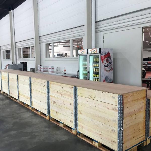 Schoonmaak van beursstanden